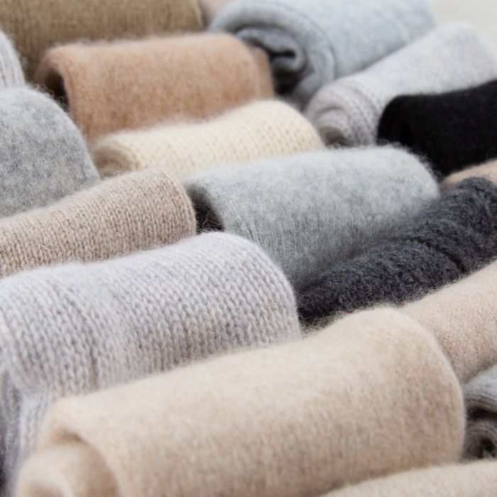 Neutrals cashmere fingerless gloves